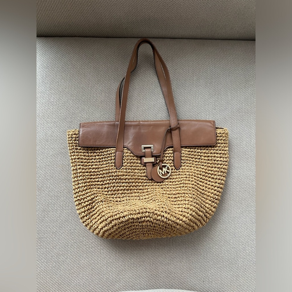 MICHAEL Michael Kors Naomi Large Straw Tote